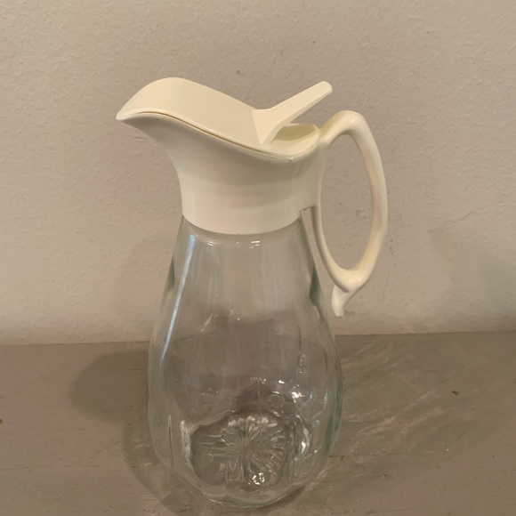 Vintage Log Cabin Glass Syrup Despenser With Lid - Picture 3 of 5